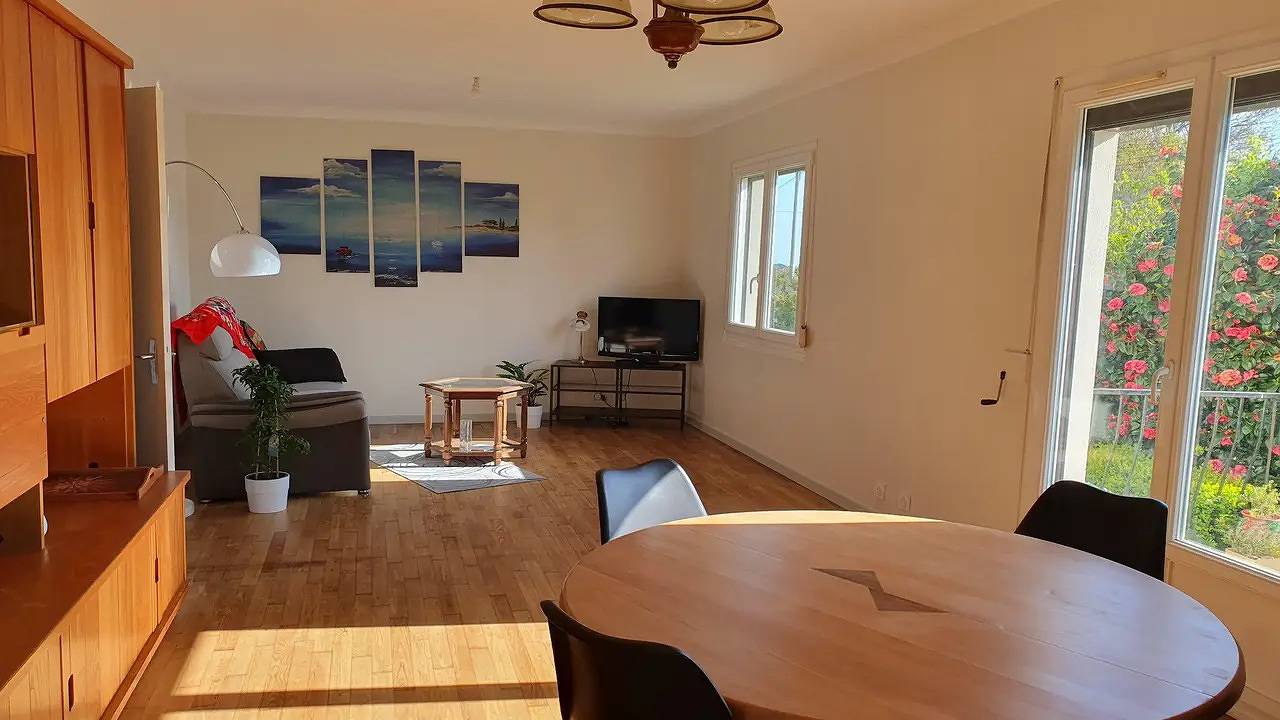 Maison de vacances pour 5 personnes avec jardin in Kerbors, Côte de Granit Rose