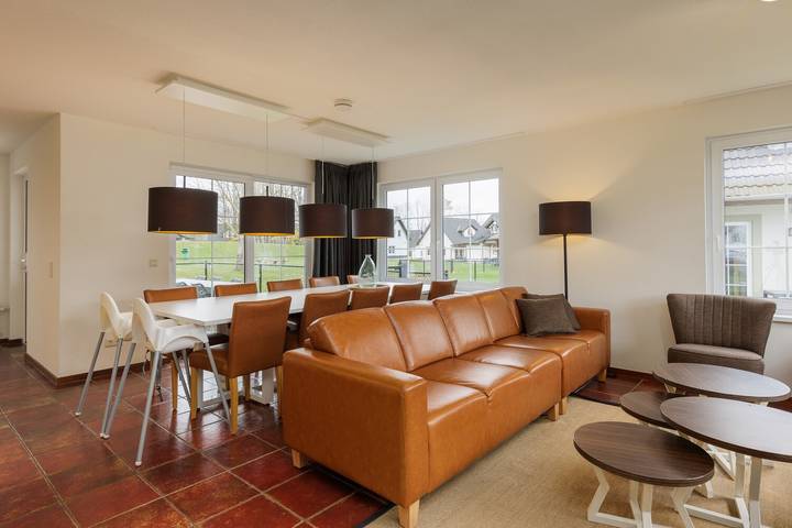 Bungalow für 10 Personen, mit Terrasse und Garten sowie Sauna in Cochem-Zell - 2