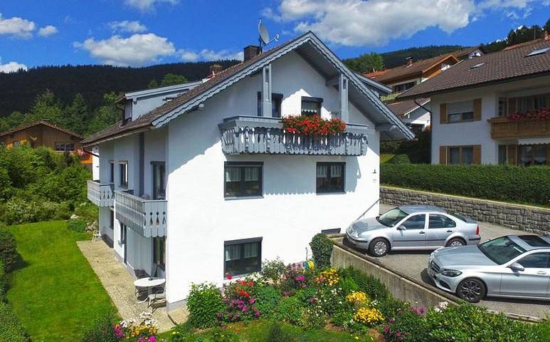 Apartamento inteiro, Ferienwohnung Am Blumengarten - Ferienwohnung 1 in Bodenmais, Baviera Oriental