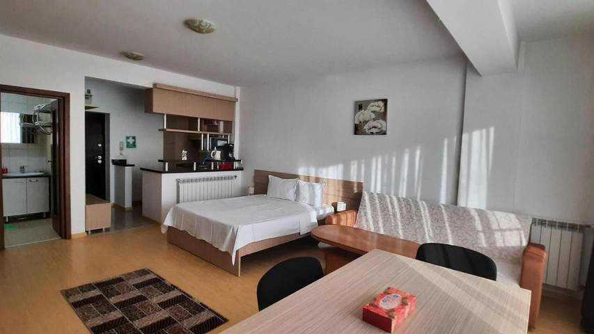 Gîte pour 4 personnes, avec balcon dans Mangalia - 2
