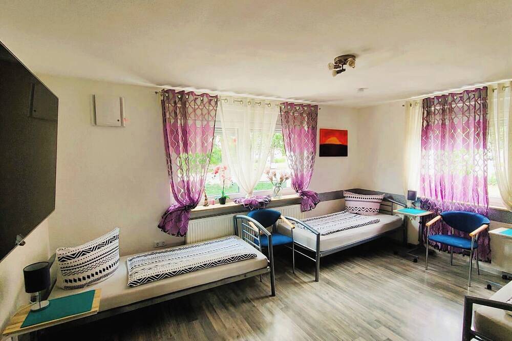 Ganze Wohnung, Ferienwohnung \"Gartenblick\" in Laupheim, Landkreis Biberach