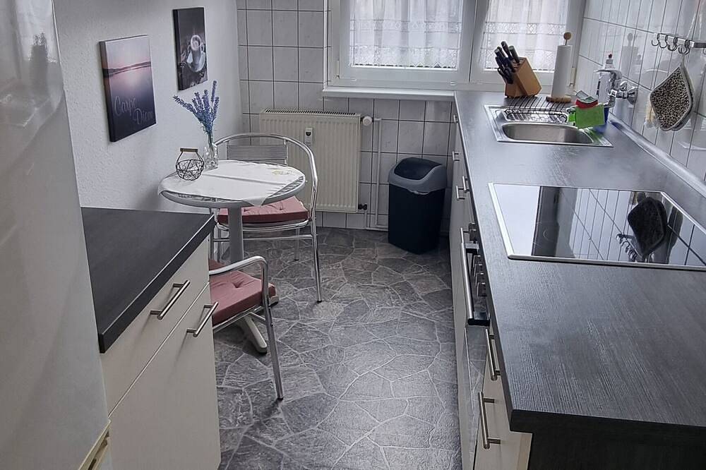 Ganze Wohnung, Komfortable, gemütliche Ferienwohnung zwischen dem Malchiner und Kummerower See in Malchin, Kummerower See