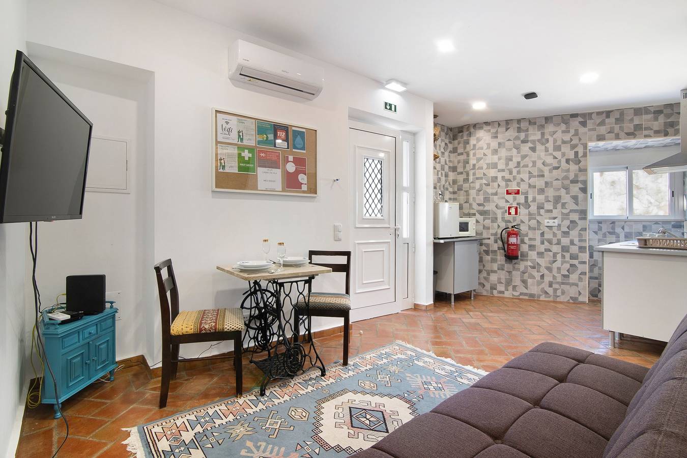 Apartamento inteiro, Apartamento 'Casa Da Vila Nº 6' com Wi-Fi e Ar Condicionado in São Brás de Alportel, Distrito de Faro
