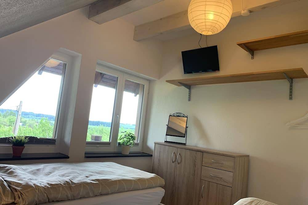 Ganze Wohnung, Fewo, 60 qm, Balkon, 1-max. 6 Personen, 2 Sz, idyllisch, Badesee, Aktiv-Urlaub in Bräunlingen, Mittlerer Schwarzwald