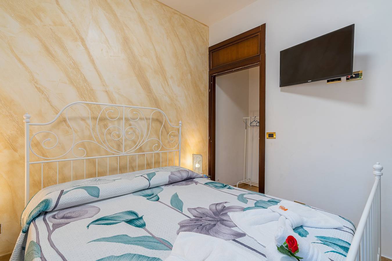 Chambre 'Wanderlust De Voyage Economy' avec Wi-Fi et climatisation in Catane, Province de Catania