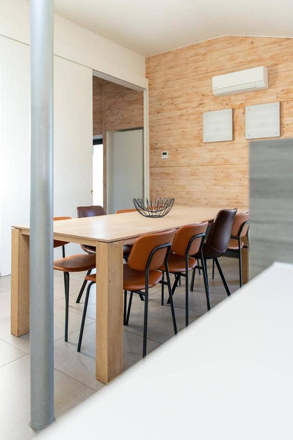 Landelijk vakantiehuis in Diksmuide met een tuin en vijver in Diksmuide, West-Vlaanderen