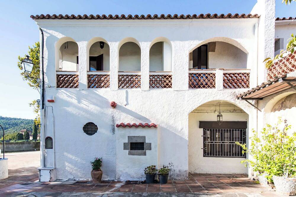 16th-Century Masia with Pool and Chapel in Argentona, Costa del Maresme