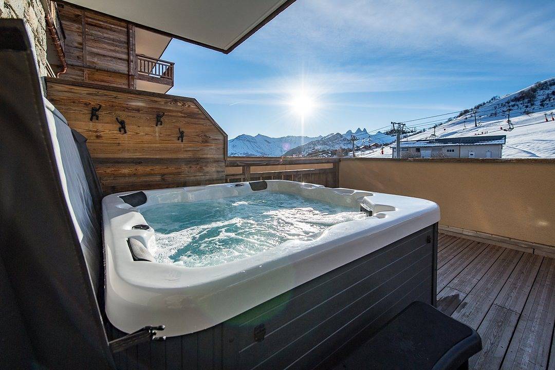 Ganze Ferienwohnung, Apartment for 6/8 people on the slopes with jacuzzi in La Toussuire, Fontcouverte-la-Toussuire