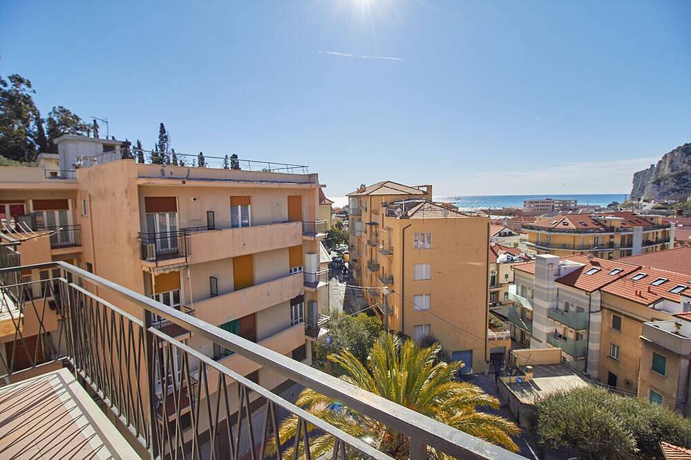 Apartamento entero, Al Boschetto apartment in Finale Ligure, Finale Ligure Municipio