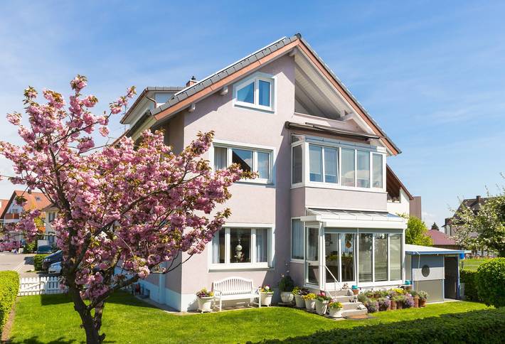 Ferienwohnung für 2 Personen, mit Balkon und Garten sowie Seeblick am Bodensee
