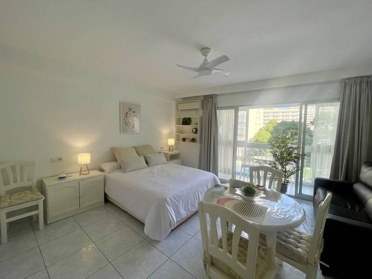Gehele studio, Modern studio near the sea - 3 guests in Benidorm, Costa Blanca