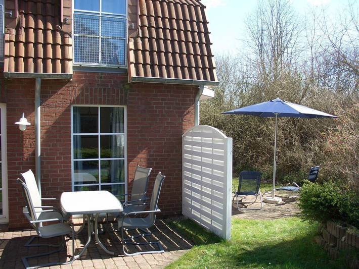 Ferienwohnung für 3 Personen, mit Terrasse und Garten in Schönhagen