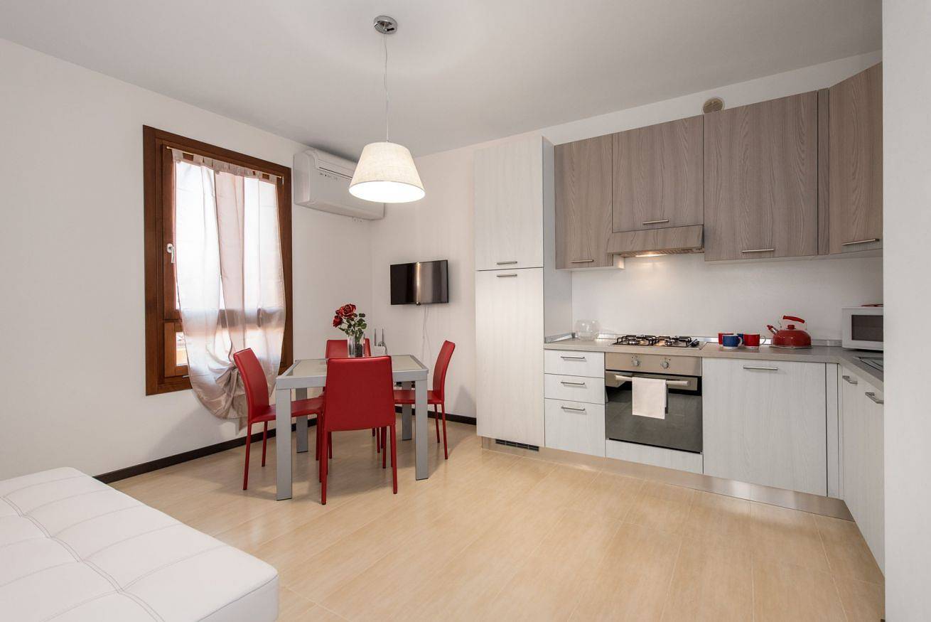 Apartamento inteiro, Lovely apartment with 3 sleeps. in Centro Storico, Verona