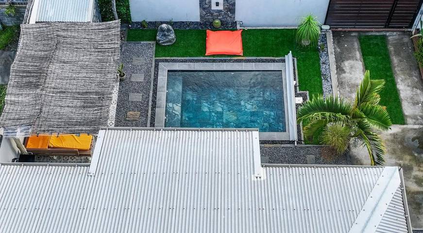 Villa pour 6 personnes, avec vue ainsi que jardin et piscine
