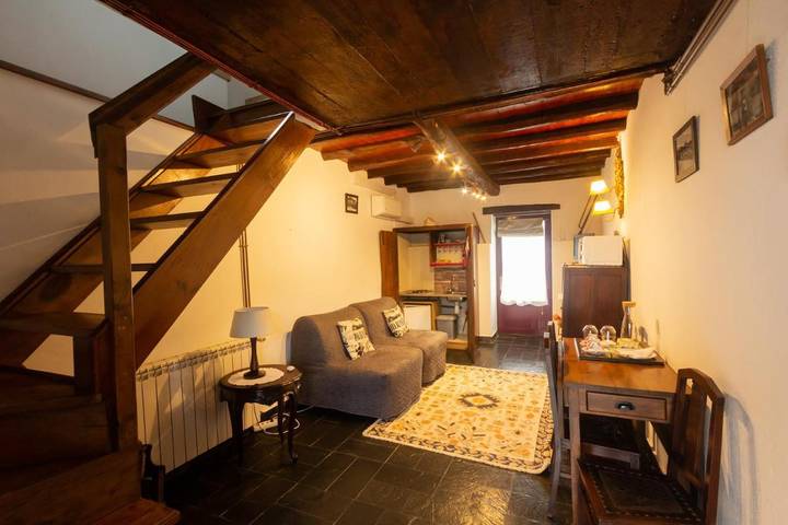 Gîte pour 2 personnes, avec vue ainsi que piscine et jardin, animaux acceptés à Lousã - 2