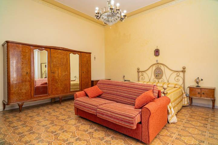 Appartamento intero, Appartamento per vacanze "Il Comandante" con vista mare, balcone e Wi-Fi in Piedimonte Etneo, Etna
