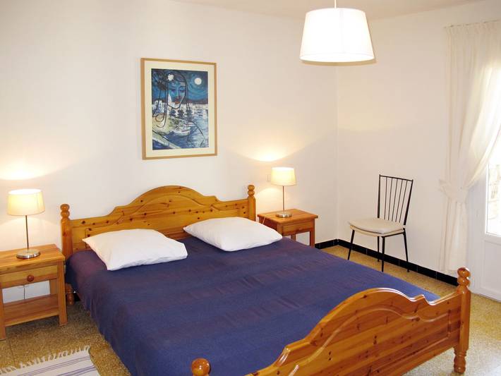 Ferienwohnung für 5 Personen, mit Terrasse und Garten sowie Kinderpool in Le Lavandou - 4