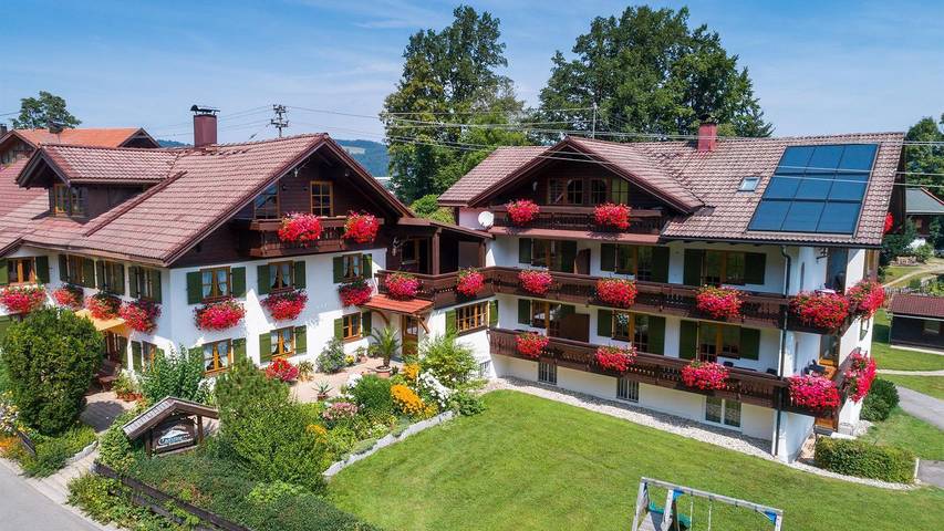 Ferienwohnung für 4 Personen, mit Terrasse und Garten in Immenstadt