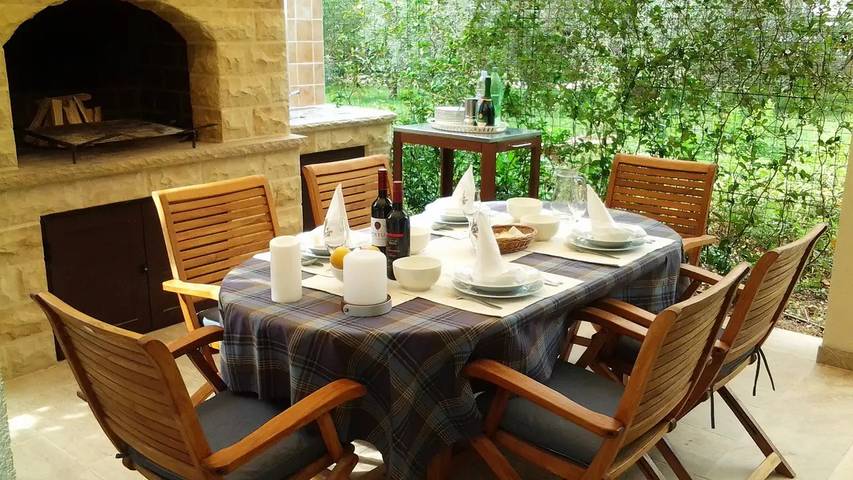 Gîte pour 3 personnes, avec terrasse, animaux acceptés à Sali