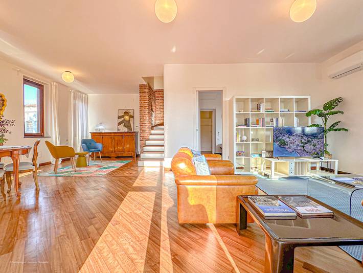 Villa Corelli - Parking and Exclusive garden in Mailand, Mailand Provinz