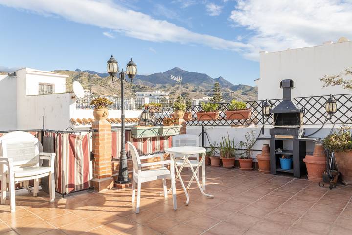 Ganze Wohnung, Ferienwohnung "Cozy 2 bedrooms on 1fl apartment" mit Balkon, Klimaanlage und Wlan in Nerja, Cordillera Penibética