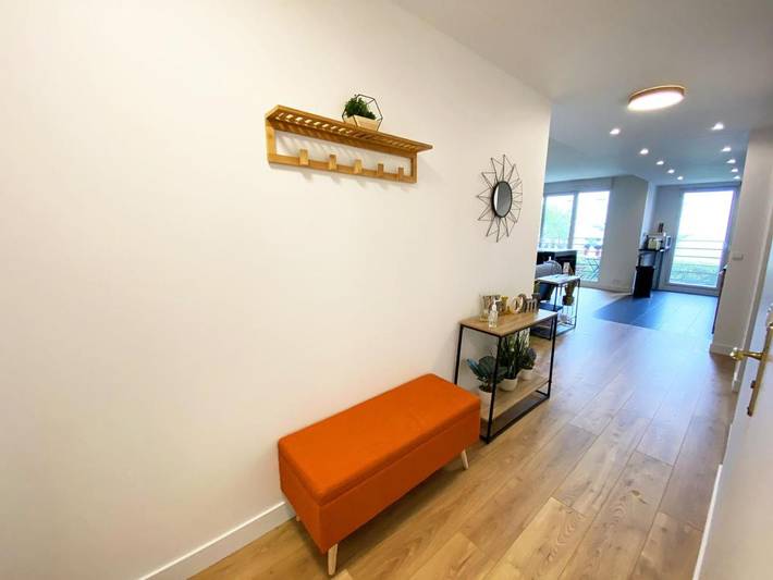 Gîte pour 14 personnes, avec terrasse à Montévrain - 3