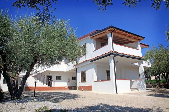 Apartament wakacyjny dla 7 osób, z balkon, zwierzęta dozwolone w Prowincja Vibo Valentia