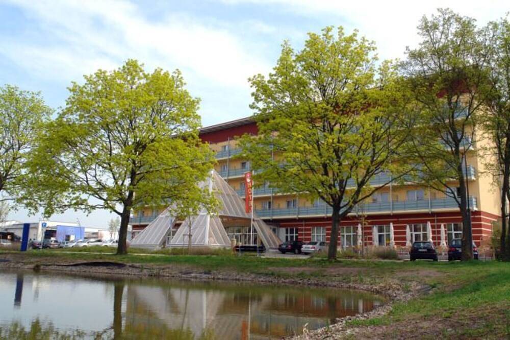 Doppelzimmer zur Einzelnutzung - Kurhotel Pyramide Ag in Bad Windsheim, Steigerwald