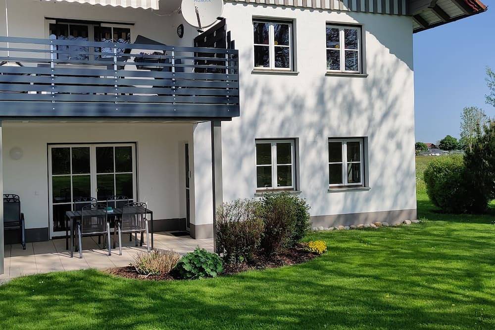 Ganze Wohnung, 🌞Fewo Berger, ruhige Lage am Ortsrand Frauenzell, nahe Center Parcs im Allgäu in Altusried, Bayerisch Schwaben