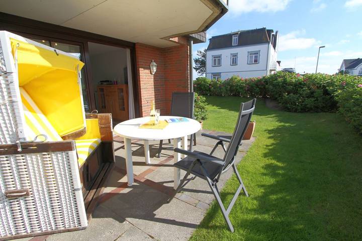 Ganze Wohnung, Ruhig gelegene Endwohnung im Erdgeschoss mit charmanter Einrichtung in Nordfriesische Inseln (Schleswig-Holstein) (Schleswig-Holstein), Wenningstedt