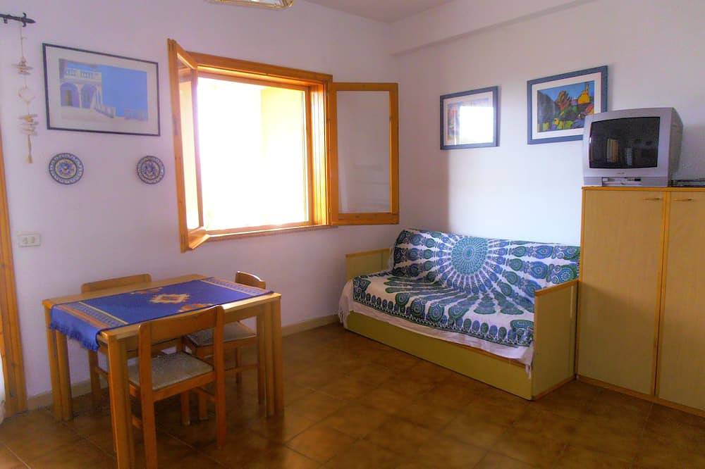 Appartement entier, Appartement panoramique avec grand patio à Vulcano in Vulcano