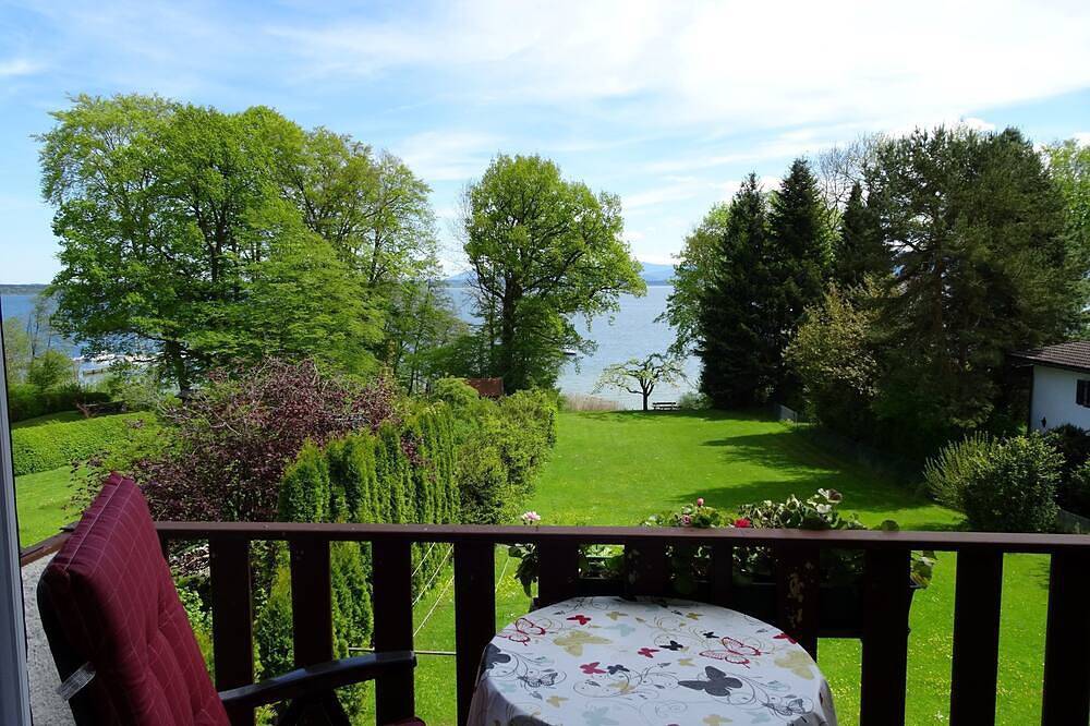 Ganze Wohnung, Appartement 2 - 21qm - See- u. Bergblick - Balkon mit Morgensonne in Gollenshausen am Chiemsee, Gstadt am Chiemsee