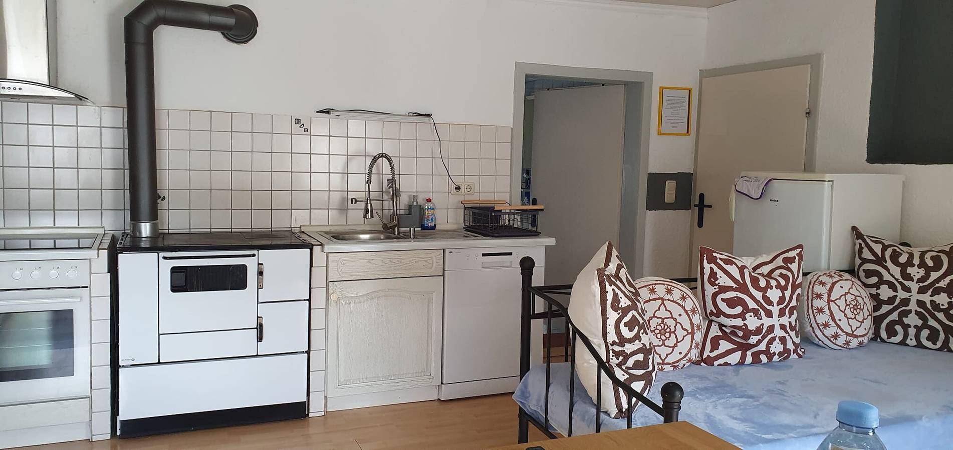 Ganze Wohnung, Ferienwohnung 'Ferienhaus Hofmark' mit Privatterrasse, Wlan und Klimaanlage in Aicha vorm Wald, Ostbayern