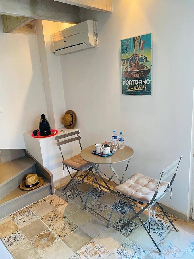 One-Bedroom House in Villeneuve-lès-Avignon, Région de Nîmes