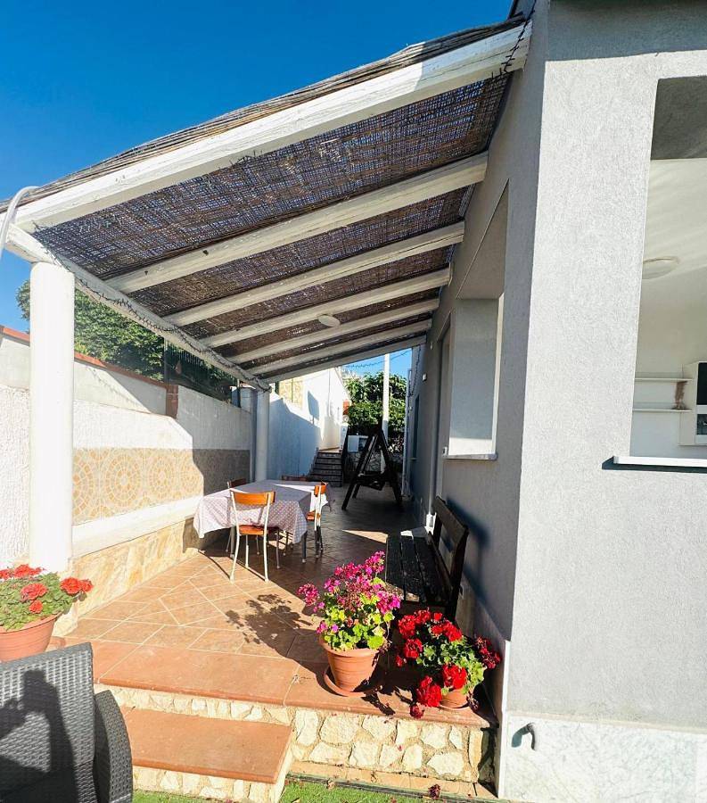 Casa Nadiia in Punta Raisi, Cinisi