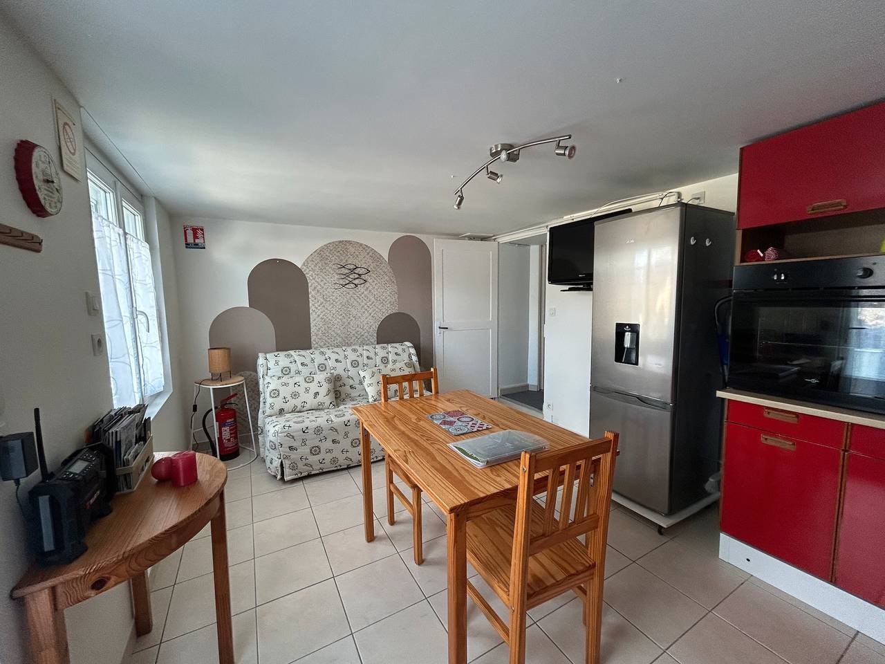 Entire apartment, Apartment 'Valou' with Private Terrace, Shared Garden and Wi-Fi in Sainte-Anne-d'Auray, Côte des Mégalithes