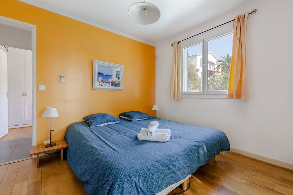 Le Rêve Bleu Cassis Villa swimming pool parking 7mn port and beaches, garden. in Cassis, Nationalpark Calanques