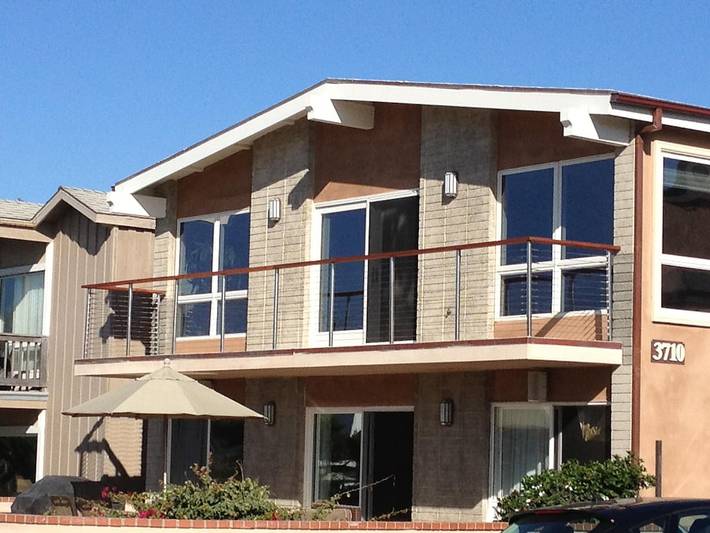 Vacation rental for 9 people, with balcony in Newport Beach