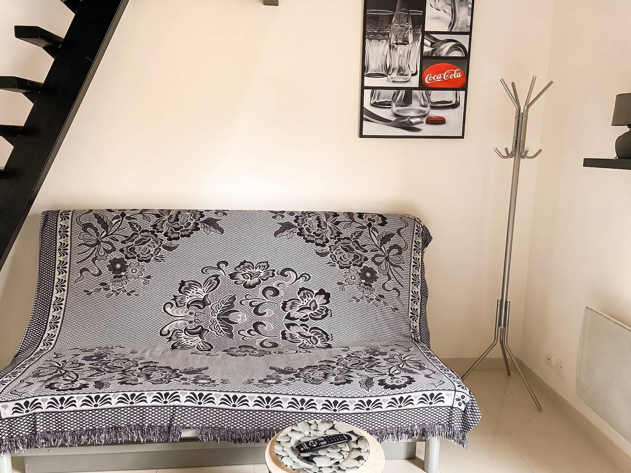 Studio entier, Charmant studio avec terrasse à Chenou, 20 m² in Chenou, Seine-et-Marne
