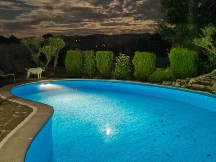 Maison moderne spectaculaire avec piscine in Medio Cudeyo, Côte Cantabrienne