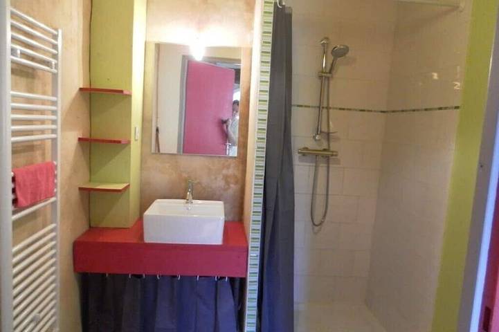 Gîte pour 6 personnes, avec terrasse et jardin à Pédernec - 4