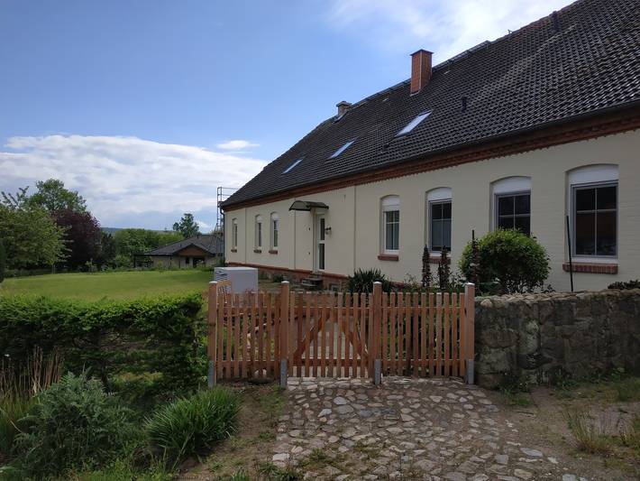 Ferienwohnung für 3 Personen, mit Terrasse und Garten in Hohenkirchen