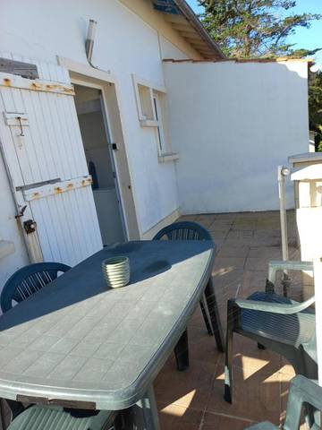 Gîte pour 5 personnes, avec terrasse, animaux acceptés dans Plage Domino
