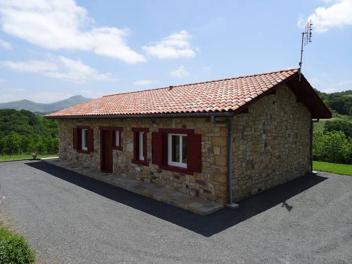 Gîte pour 6 personnes, avec terrasse et jardin à Bellefontaine (Jura) - 2