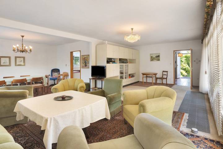 Ferienhaus für 9 Personen, mit Garten am Edersee