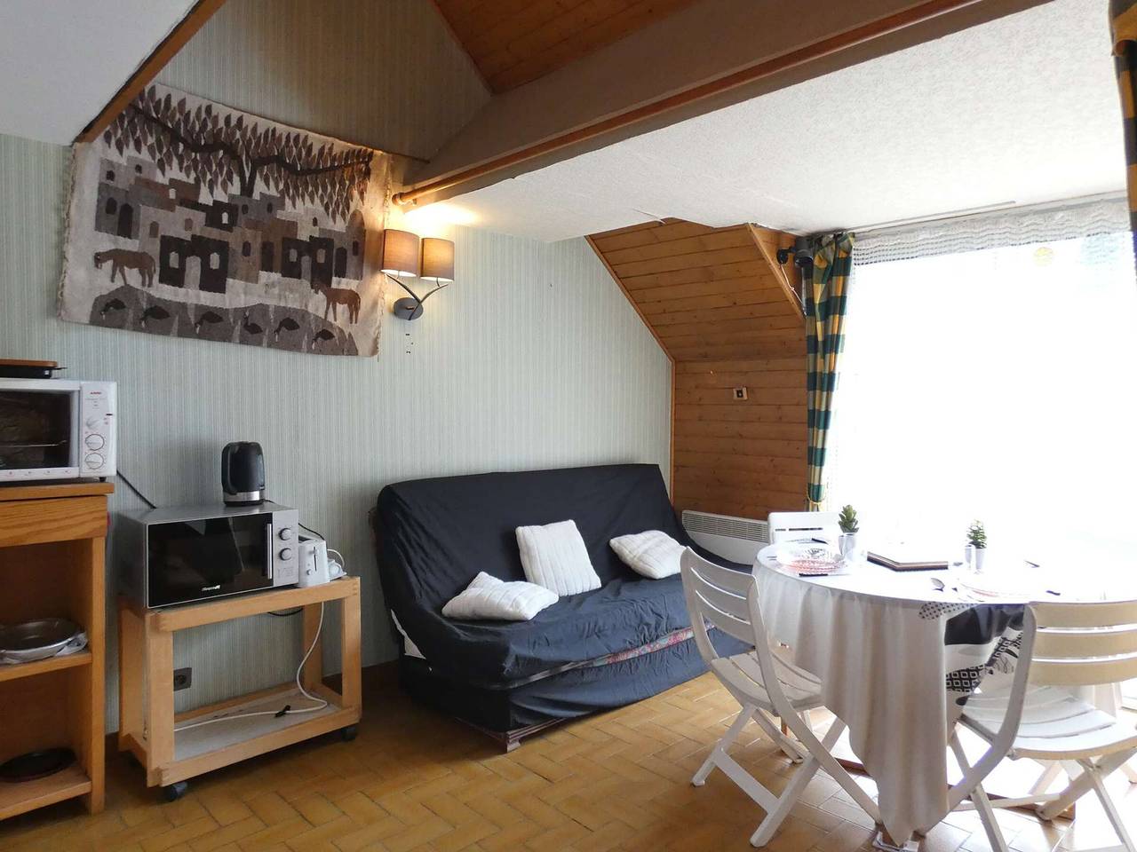 Ganze Wohnung, Gemütliche T2-Wohnung mit Balkon, 6 Schlafplätze, 1*, Skiraum, Saint-Lary-Soulan in Vignec, Nationalpark Pyrenäen