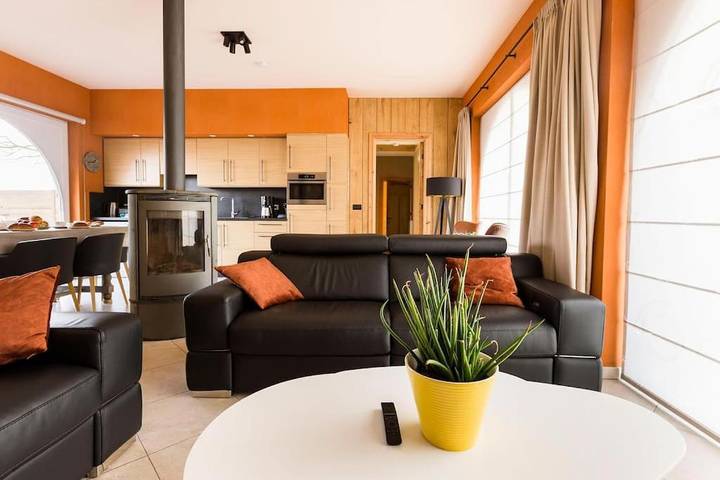 Maison de vacances pour 6 personnes, avec Jacuzzi et Terrasse ainsi que Jardin et Sauna à Alveringem