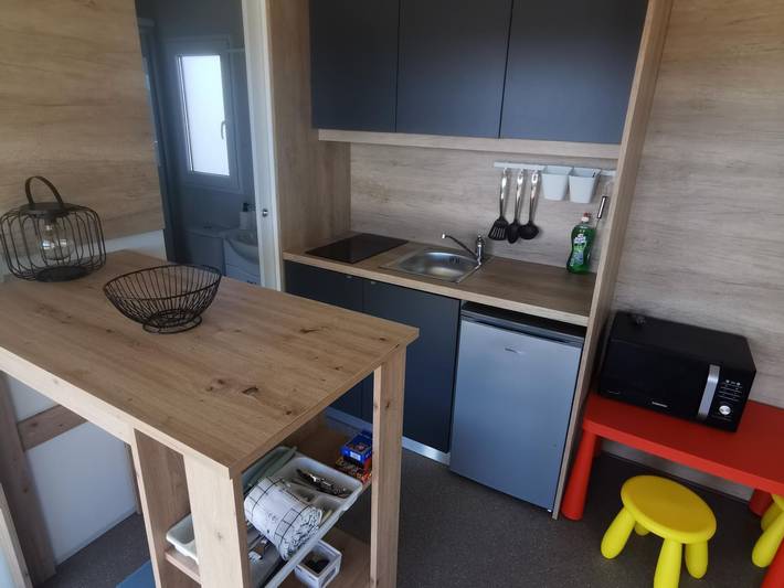 Camping für 6 Personen, mit Terrasse und Whirlpool sowie Pool in Pirovac - 4