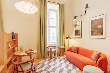 Ferienhaus für 2 Personen, mit Ausblick und Terrasse in Stephansdom