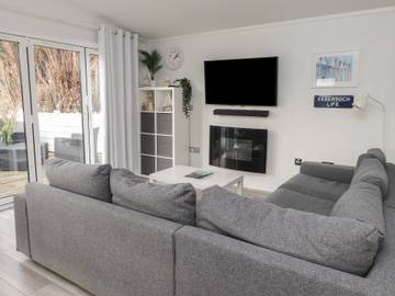 Chalet for 6 People in Abersoch, Gwynedd, Photo 2